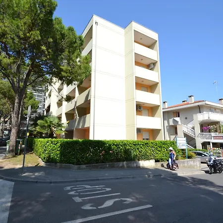 Apartment Cinzia *